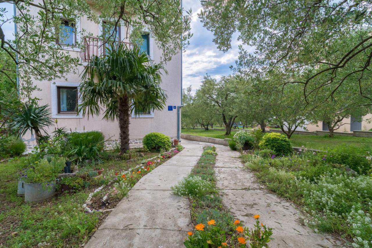 Apartments Bepina Биоград-на-Мору Экстерьер фото